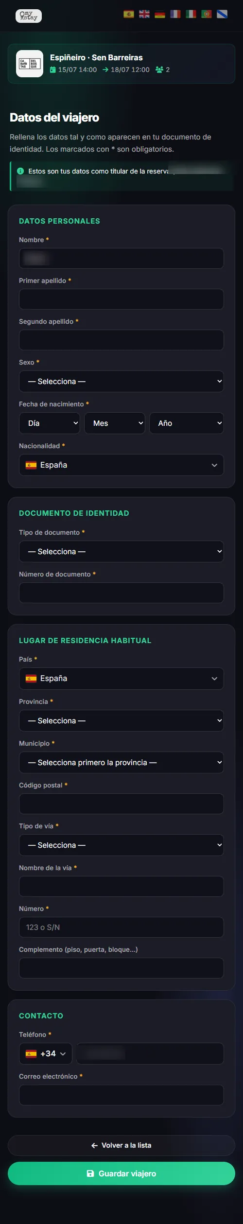 Formulario real del check-in: el viajero rellena sus datos de identidad desde su móvil